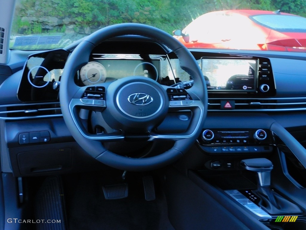 2022 Elantra SEL - Quartz White / Black photo #12