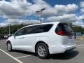 Bright White - Pacifica Touring L Photo No. 6