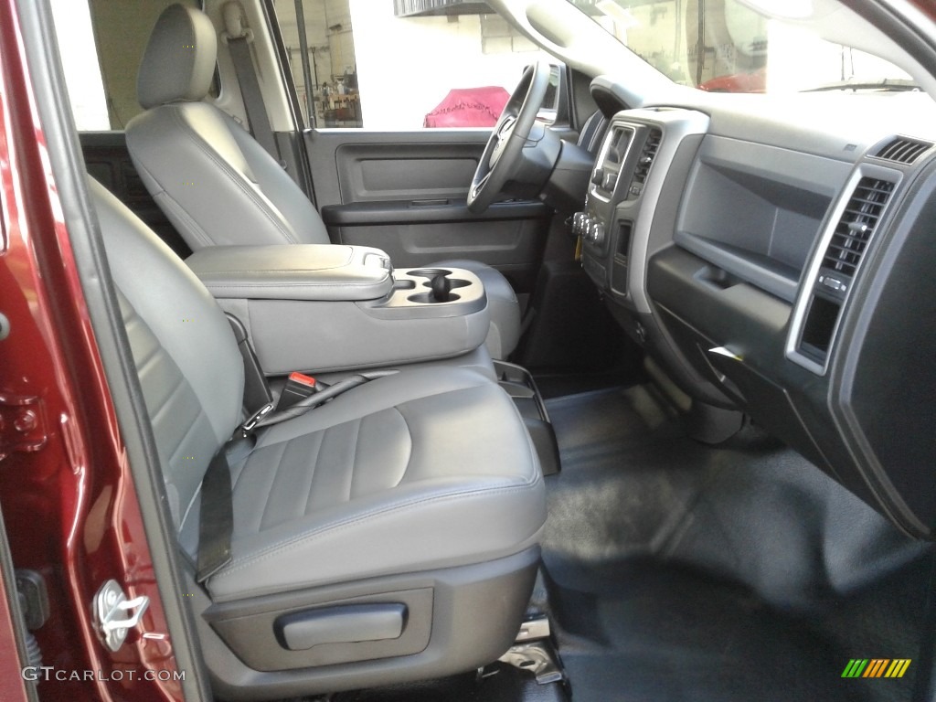 2020 1500 Classic Tradesman Crew Cab 4x4 - Delmonico Red Pearl / Black/Diesel Gray photo #17