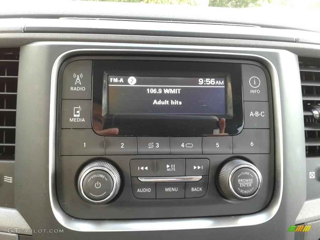 2020 1500 Classic Tradesman Crew Cab 4x4 - Delmonico Red Pearl / Black/Diesel Gray photo #24