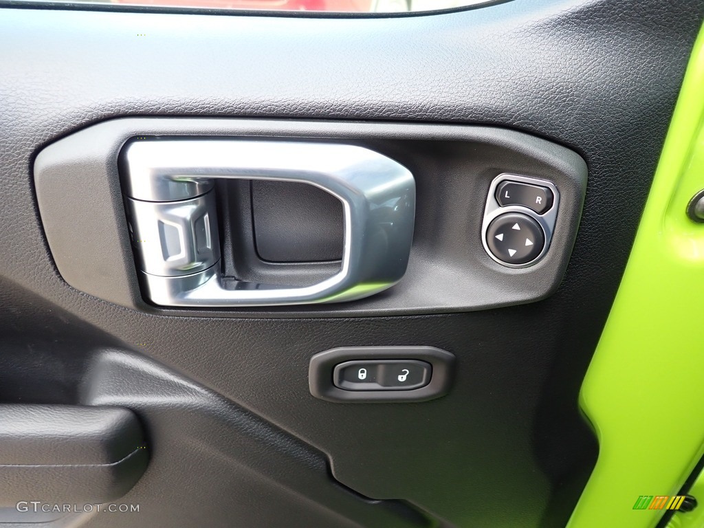 2021 Jeep Wrangler Unlimited Rubicon 4x4 Black Door Panel Photo #142818070