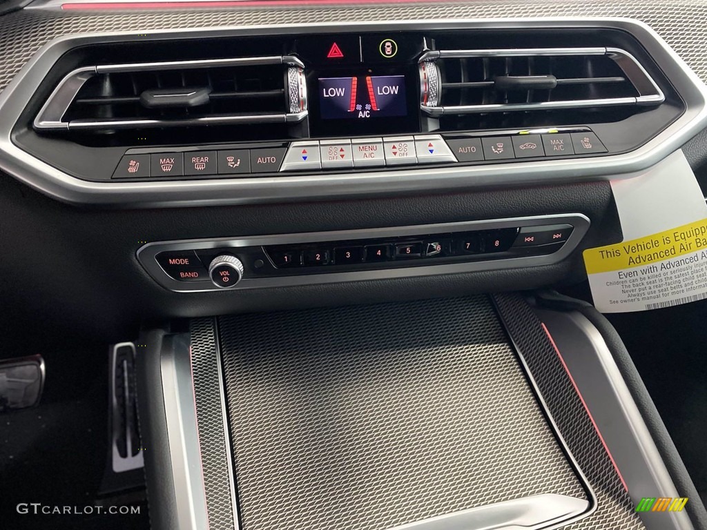 2022 BMW X6 M50i Controls Photo #142819016