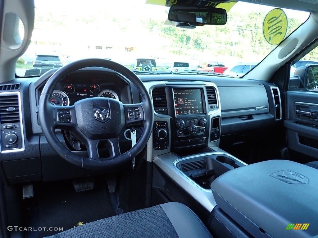 Black/Diesel Gray Interior 2016 Ram 1500 Big Horn Crew Cab 4x4 Photo #142829985