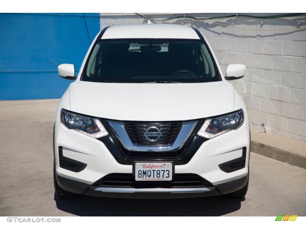 2017 Rogue S - Glacier White / Charcoal photo #7