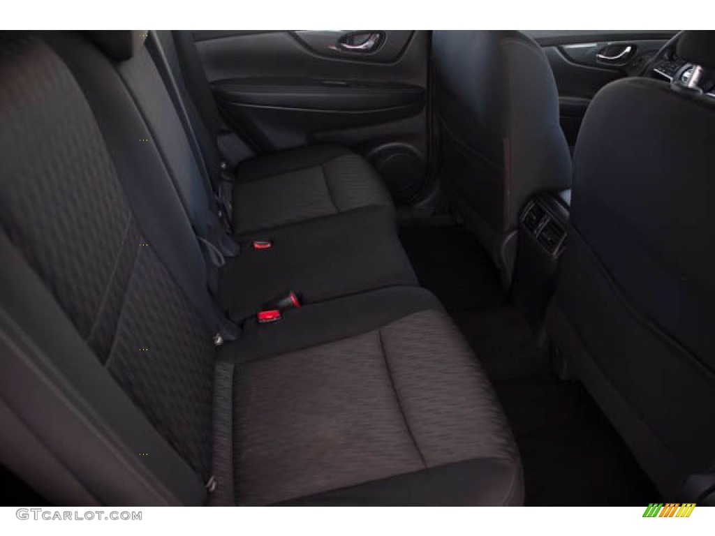 2017 Rogue S - Glacier White / Charcoal photo #20