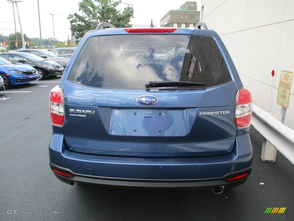 2014 Forester 2.5i Premium - Marine Blue Pearl / Platinum photo #4