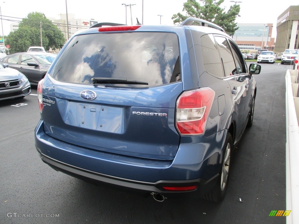 2014 Forester 2.5i Premium - Marine Blue Pearl / Platinum photo #5