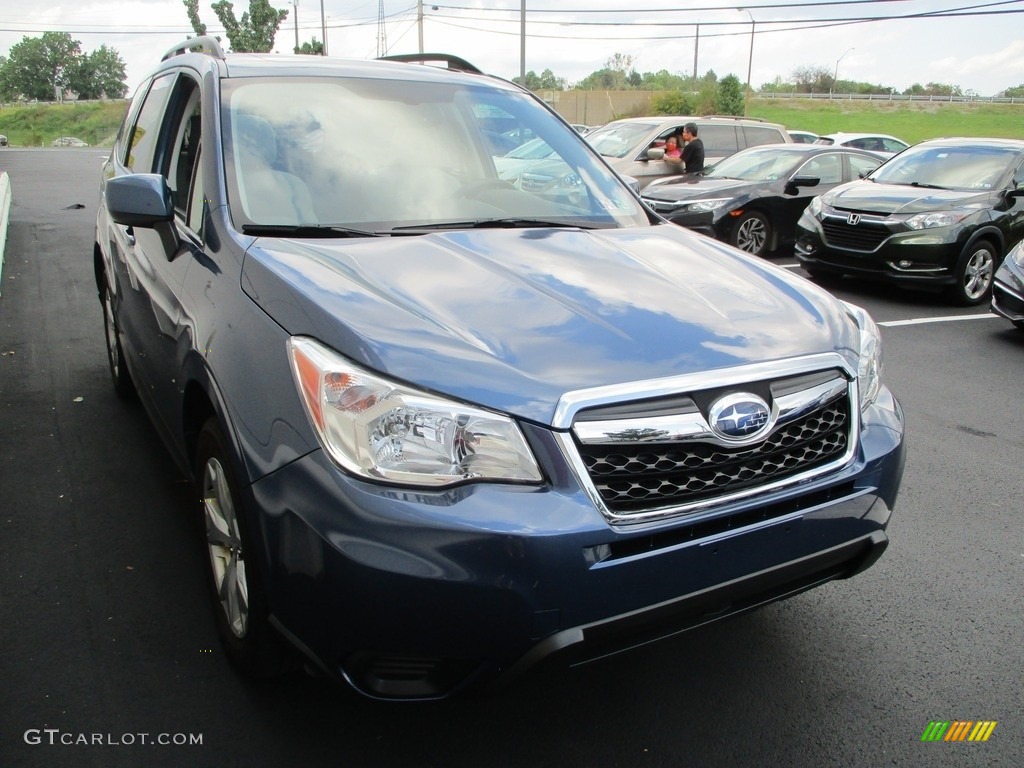 2014 Forester 2.5i Premium - Marine Blue Pearl / Platinum photo #7