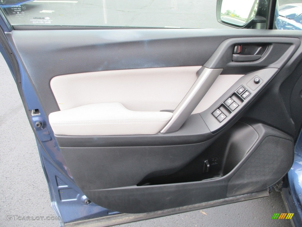 2014 Forester 2.5i Premium - Marine Blue Pearl / Platinum photo #10