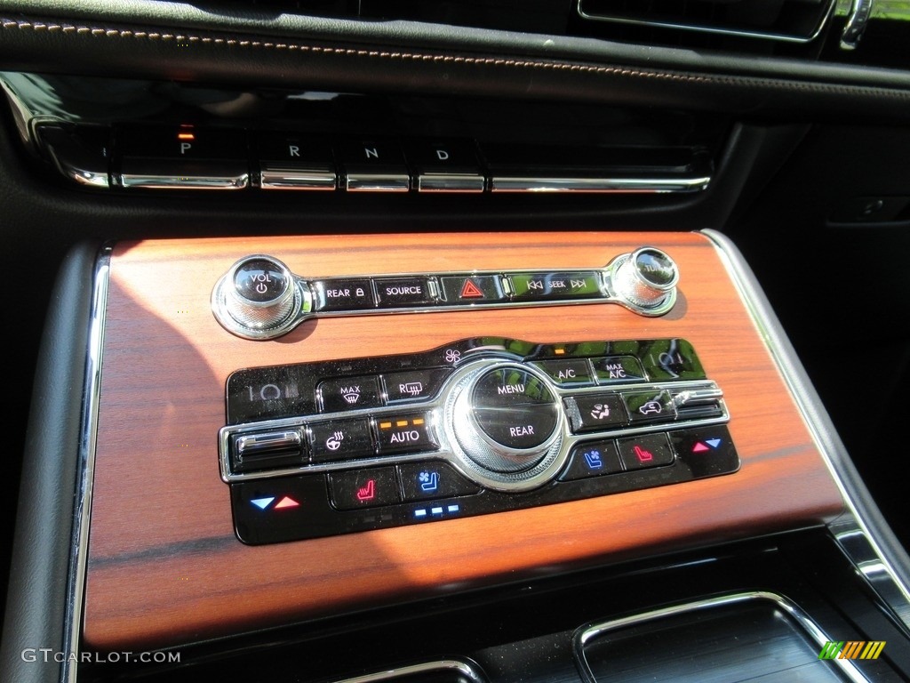 2020 Lincoln Aviator Reserve AWD Controls Photo #142836038