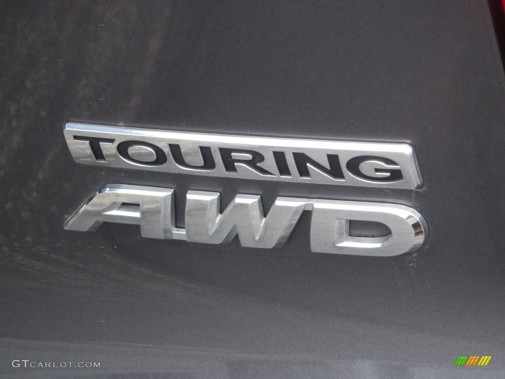 2016 Honda Pilot Touring AWD Marks and Logos Photos