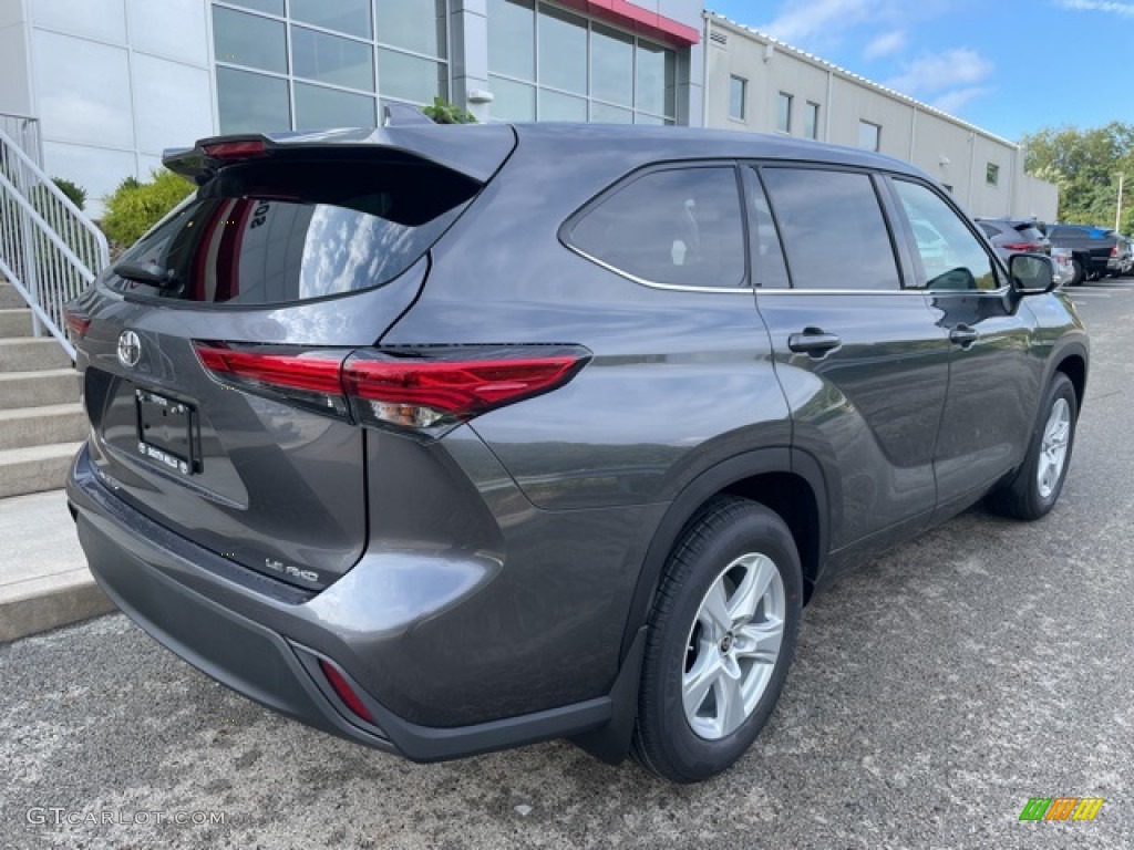 2021 Highlander LE AWD - Magnetic Gray Metallic / Black photo #9