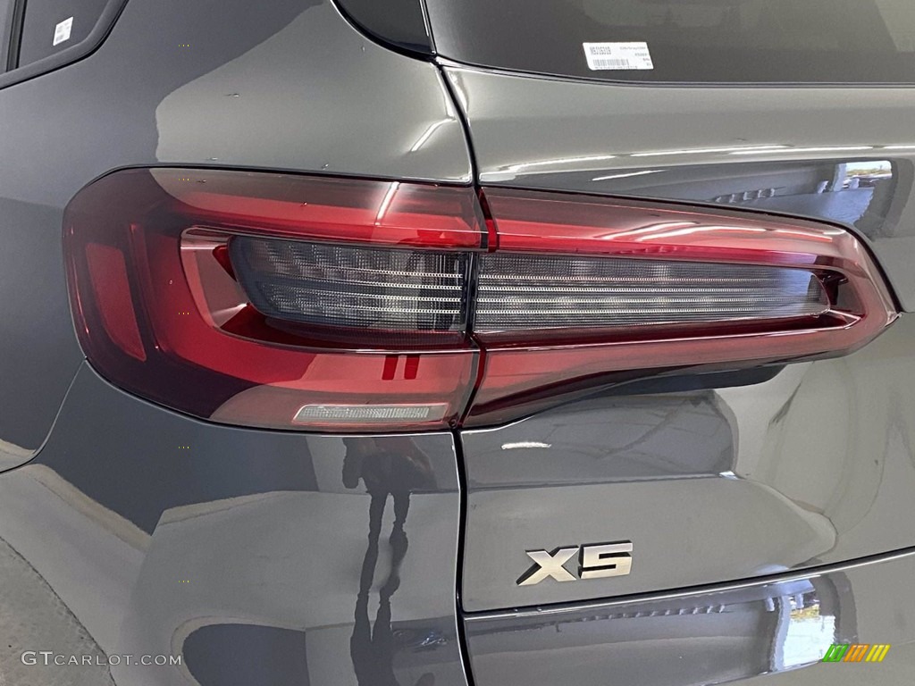 2022 BMW X5 M50i Marks and Logos Photo #142838955