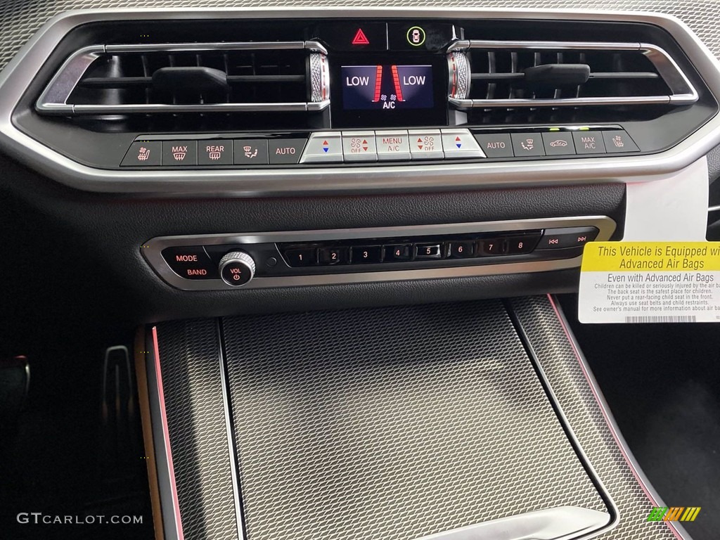 2022 BMW X5 M50i Controls Photo #142839378