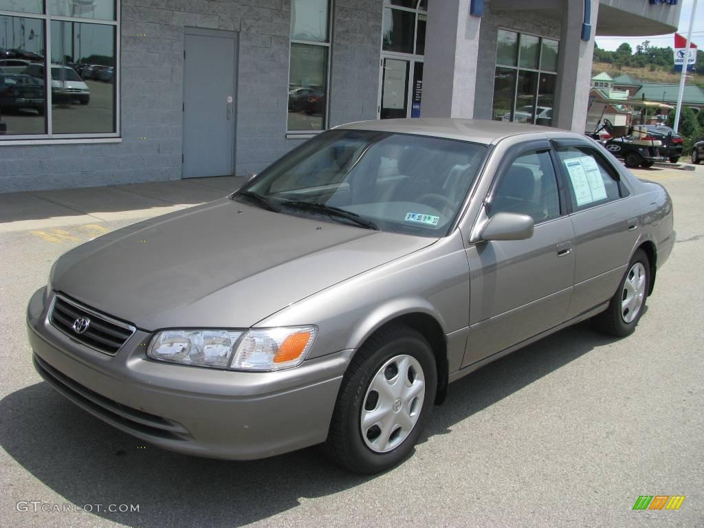2001 Camry CE - Antique Sage Pearl / Gray photo #2