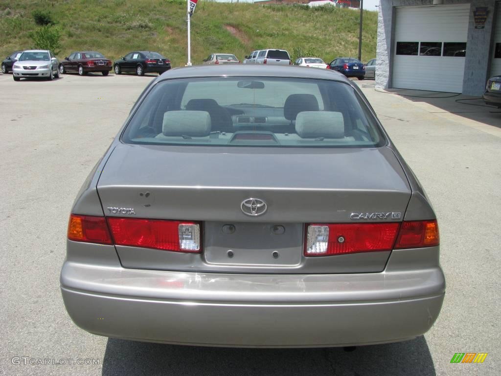 2001 Camry CE - Antique Sage Pearl / Gray photo #5