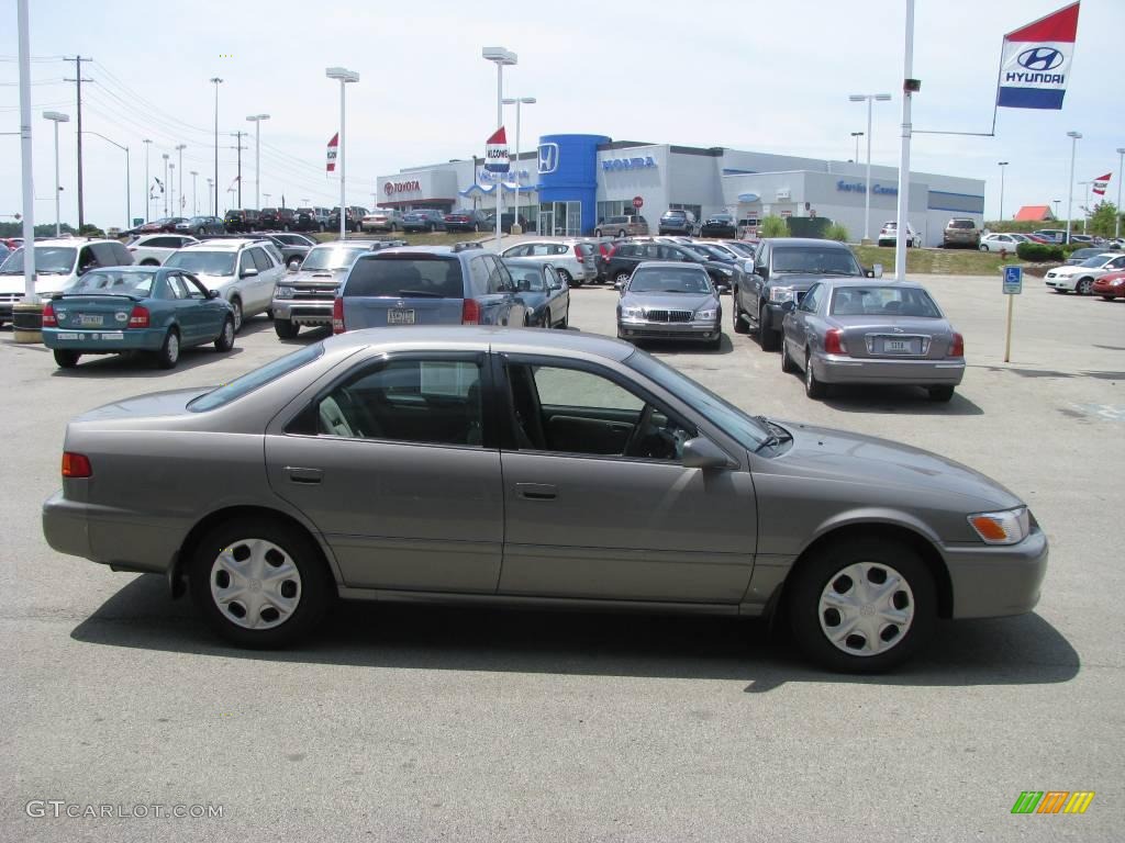2001 Camry CE - Antique Sage Pearl / Gray photo #7
