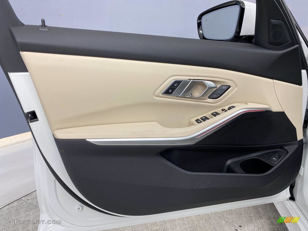 2022 BMW 3 Series 330i Sedan Door Panel Photos