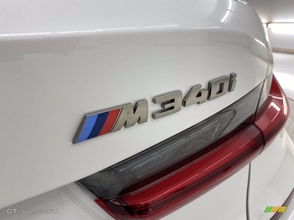 2022 BMW 3 Series M340i Sedan Marks and Logos Photo #142841988