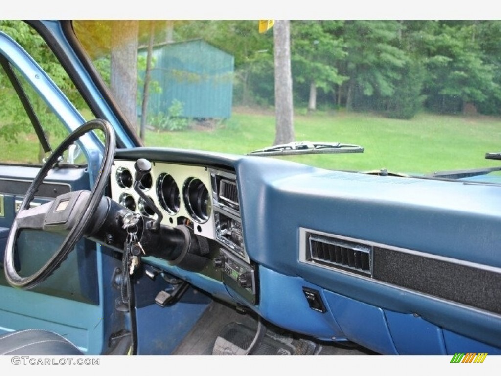 1984 GMC C/K C1500 High Sierra Regular Cab Blue Dashboard Photo #142843059