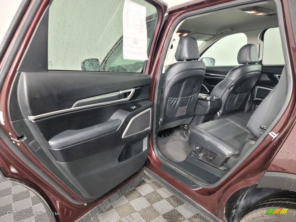 2020 Telluride LX - Sangria / Black photo #25