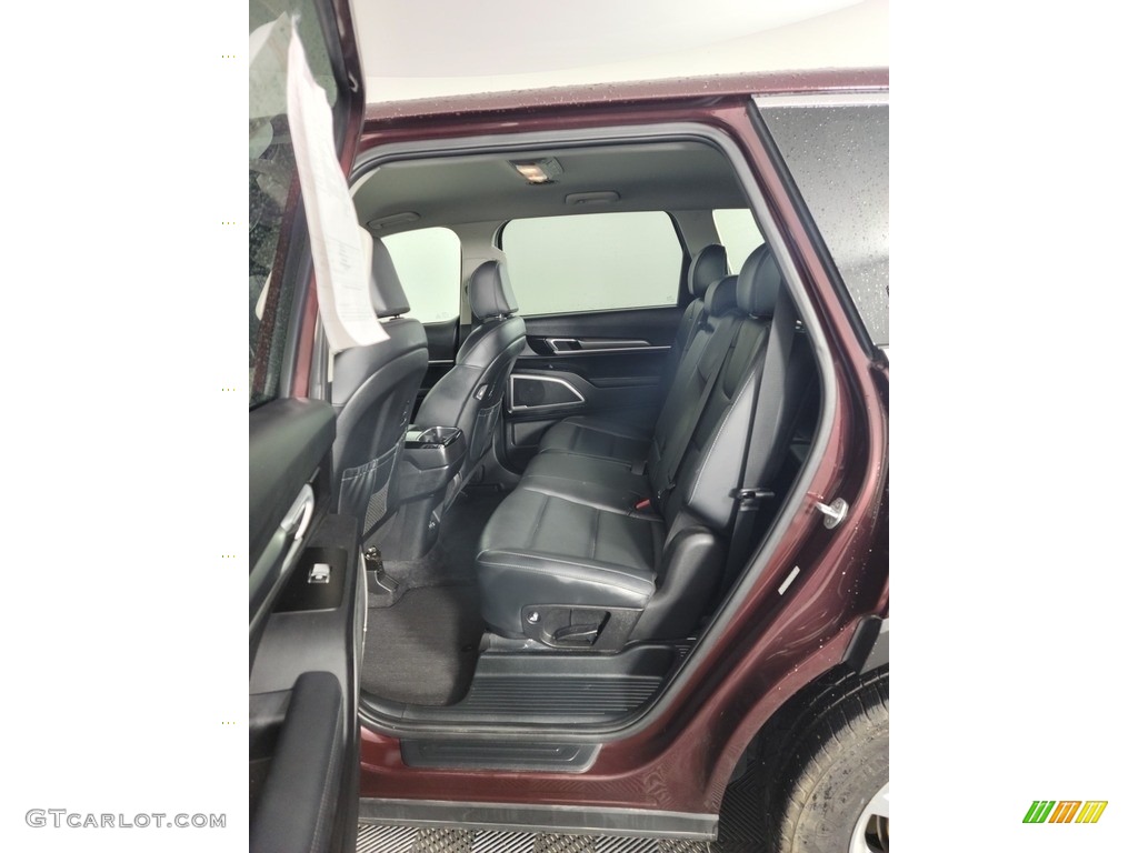 2020 Telluride LX - Sangria / Black photo #27