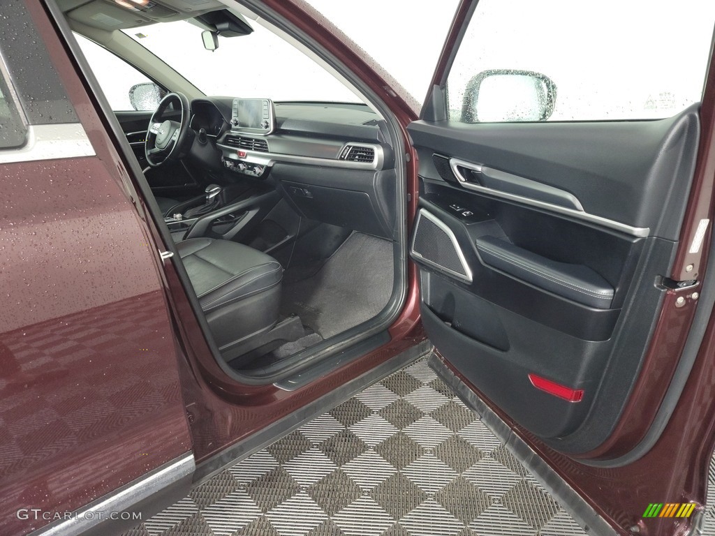 2020 Telluride LX - Sangria / Black photo #29