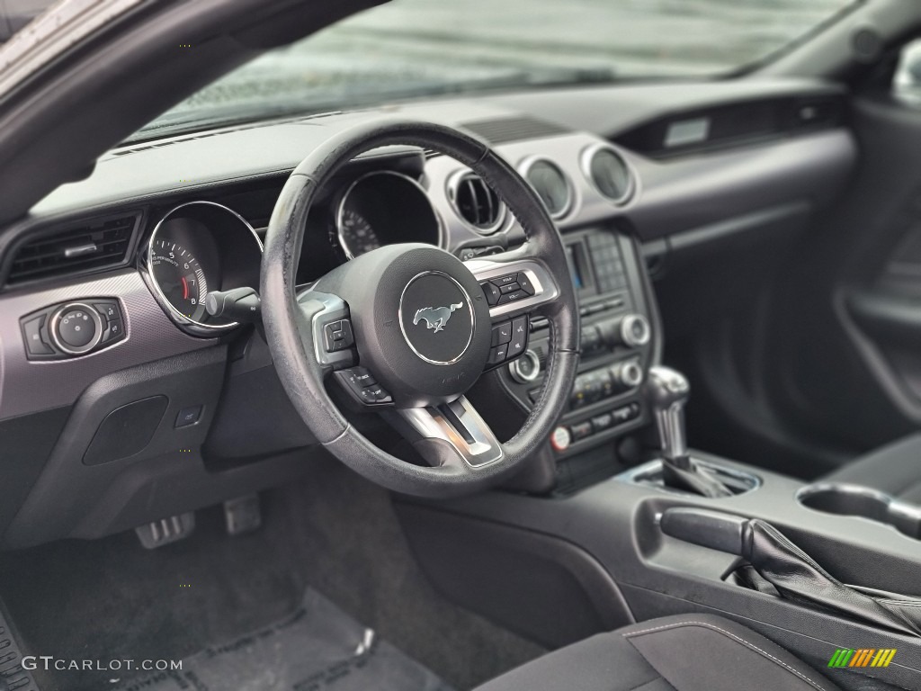 2016 Ford Mustang EcoBoost Coupe Dashboard Photos