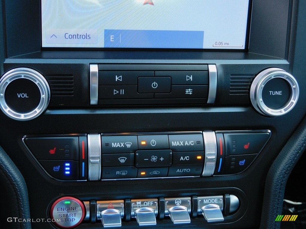 2021 Ford Mustang GT Premium Convertible Controls Photos