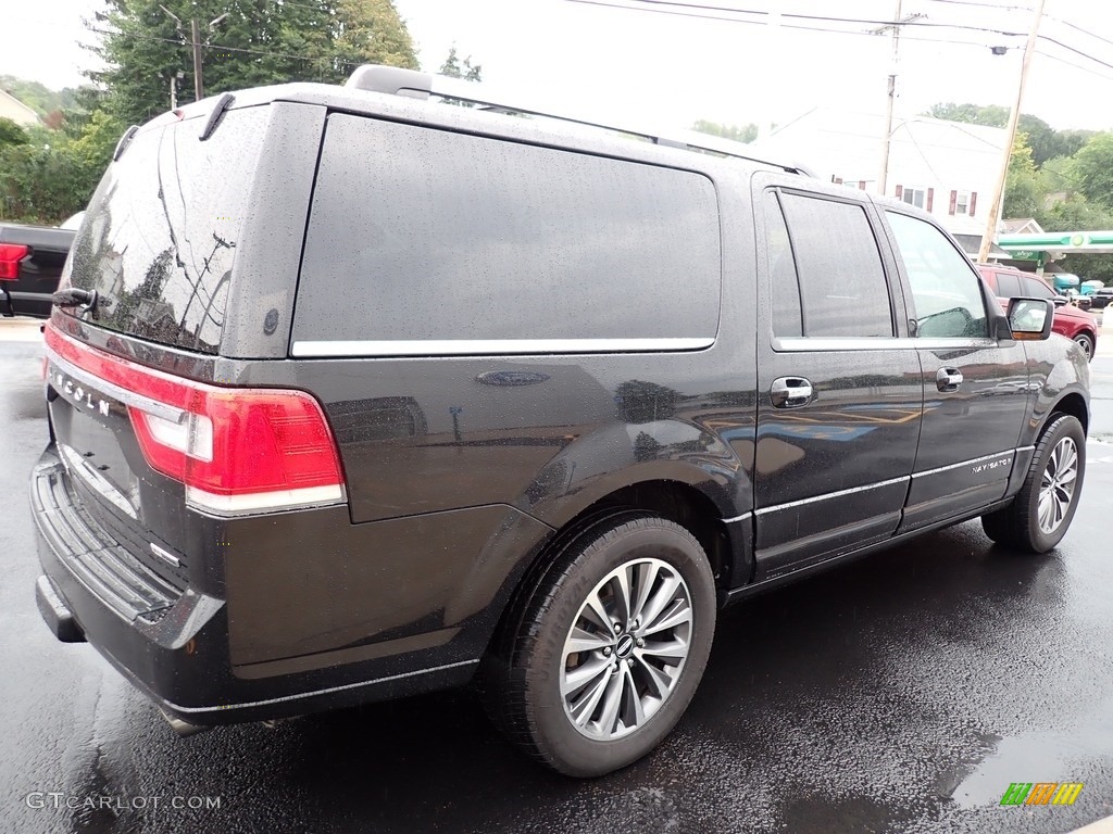 2015 Navigator L 4x4 - Tuxedo Black Metallic / Ebony photo #6