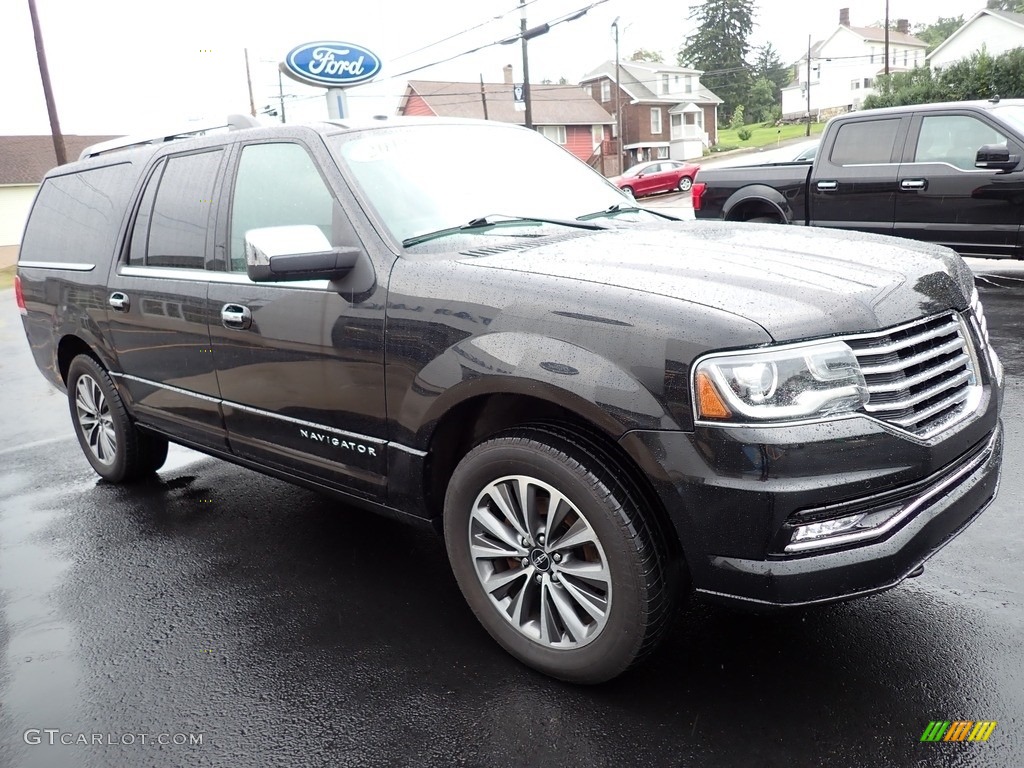 2015 Navigator L 4x4 - Tuxedo Black Metallic / Ebony photo #8