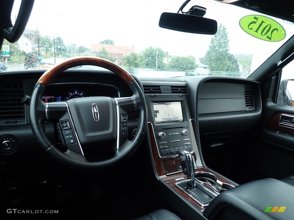 2015 Lincoln Navigator L 4x4 Ebony Dashboard Photo #142848442