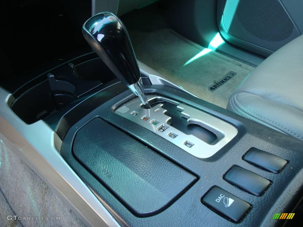 2004 4Runner SR5 4x4 - Galactic Gray Mica / Taupe photo #14