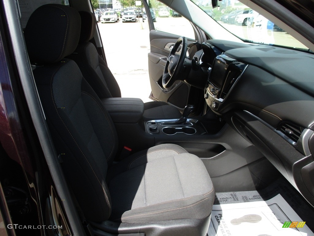 2019 Traverse LT - Black Current Metallic / Jet Black photo #16