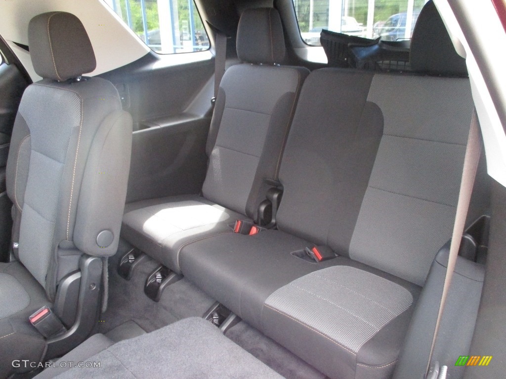 2019 Traverse LT - Black Current Metallic / Jet Black photo #25