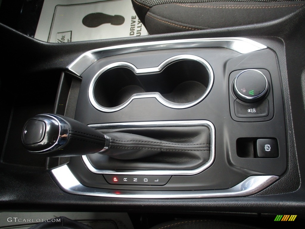 2019 Traverse LT - Black Current Metallic / Jet Black photo #32