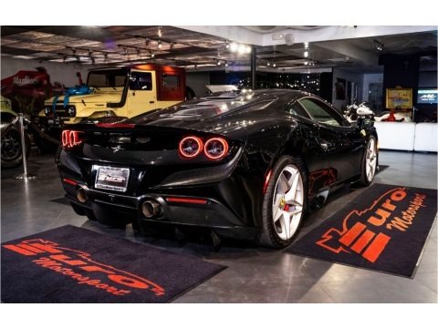 2021 Ferrari F8