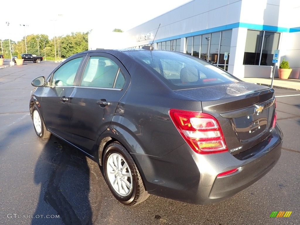 2017 Sonic LT Sedan - Nightfall Gray Metallic / Jet Black/Dark Titanium photo #4