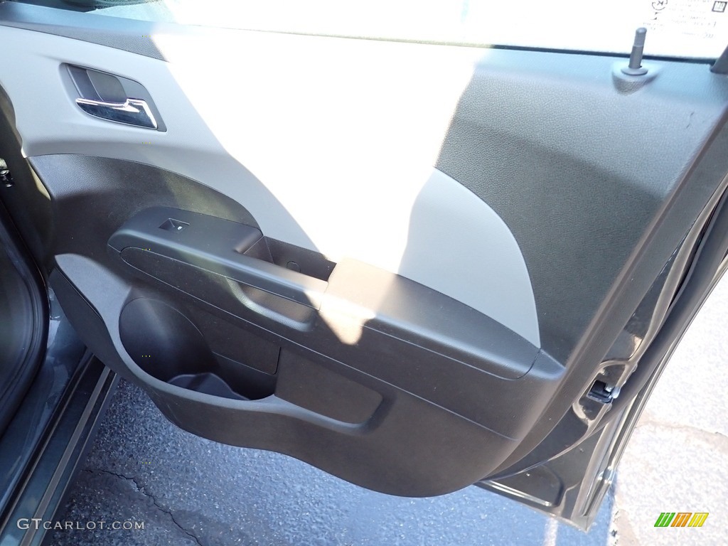 2017 Sonic LT Sedan - Nightfall Gray Metallic / Jet Black/Dark Titanium photo #17