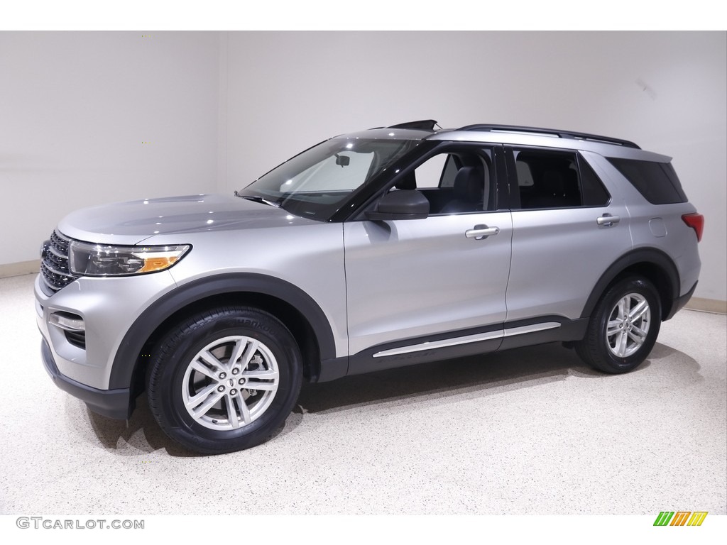 Iconic Silver Metallic 2021 Ford Explorer XLT 4WD Exterior Photo #142858865