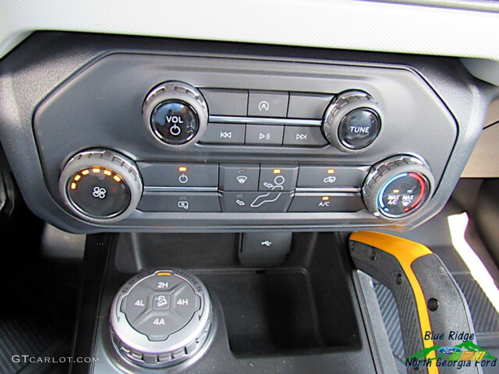 2021 Ford Bronco Badlands 4x4 4-Door Controls Photo #142863439