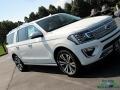 Star White - Expedition Platinum Max 4x4 Photo No. 31