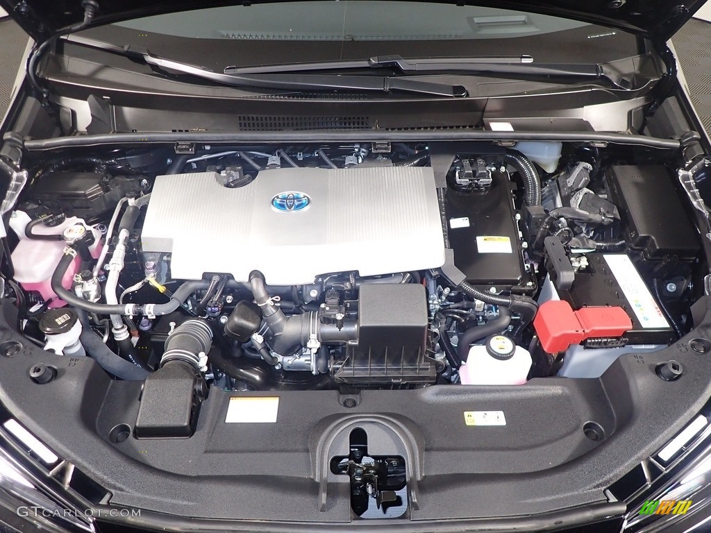 2021 Toyota Prius XLE Engine Photos