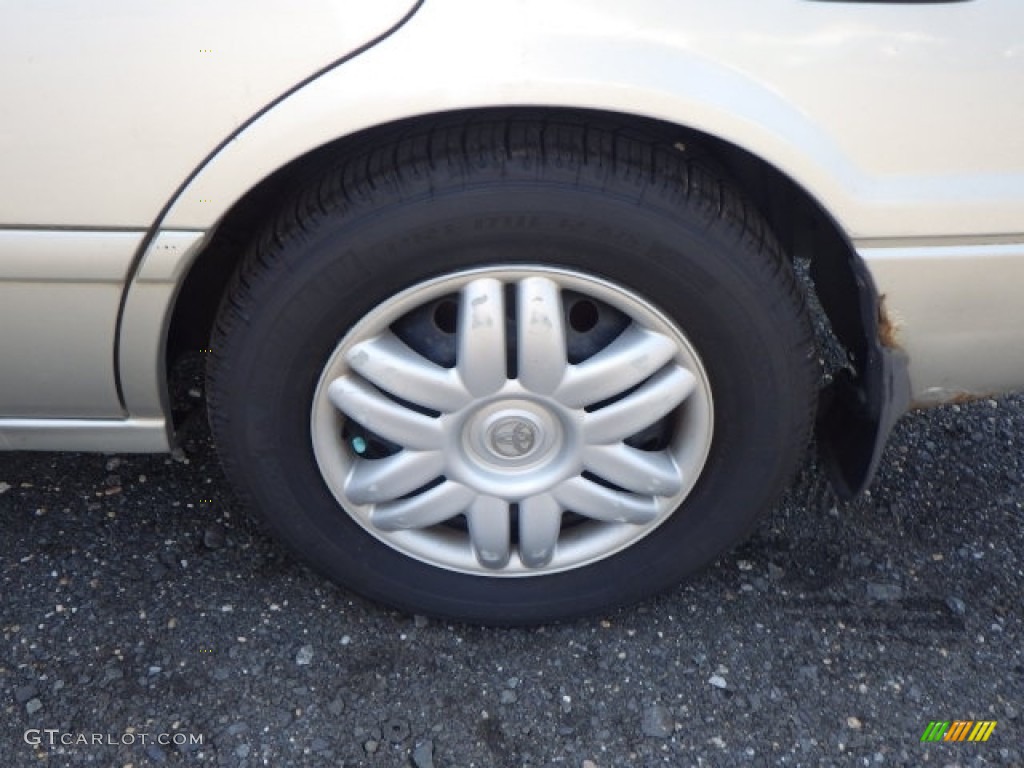 2000 Camry LE - Lunar Mist Metallic / Gray photo #12