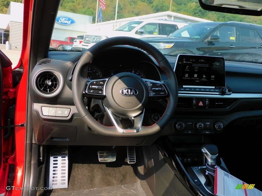 2021 Forte GT - Currant Red / Black photo #13