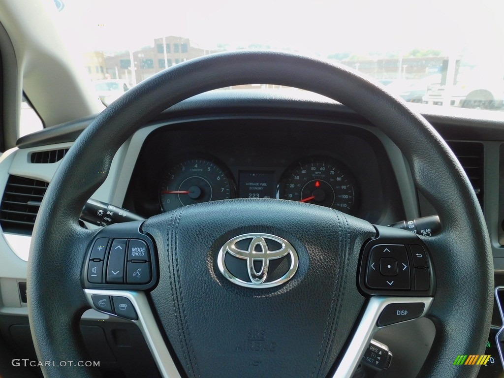 2015 Toyota Sienna L Steering Wheel Photos