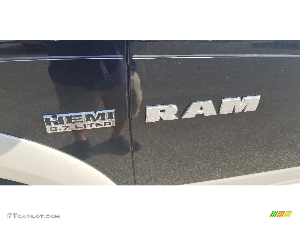 2010 Ram 1500 Laramie Crew Cab 4x4 - Brilliant Black Crystal Pearl / Dark Slate Gray photo #9