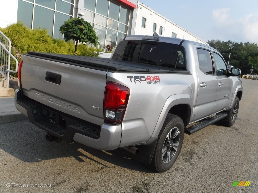 2018 Tacoma TRD Sport Double Cab 4x4 - Silver Sky Metallic / Graphite w/Gun Metal photo #17