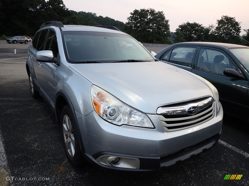 2011 Outback 3.6R Limited Wagon - Graphite Gray Metallic / Off Black photo #4