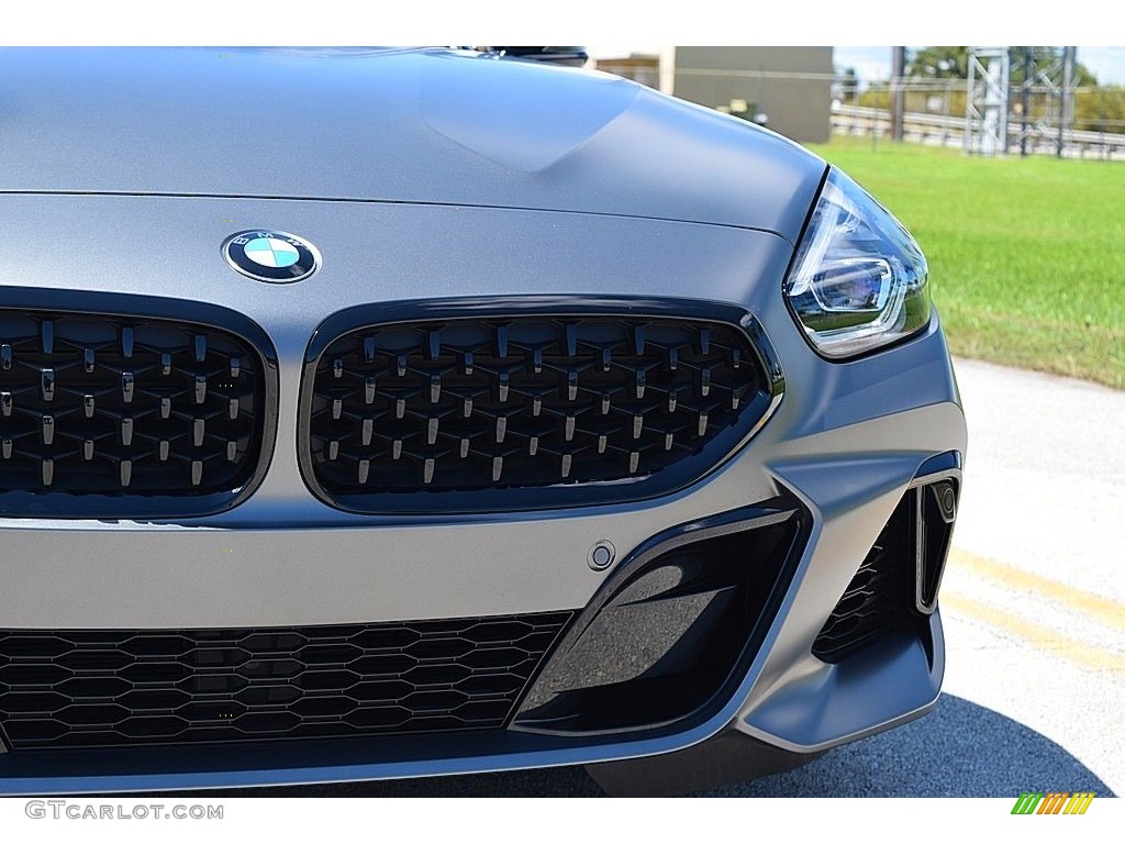 2021 Z4 sDrive M40i - Frozen Grey II Metallic / Magma Red photo #18